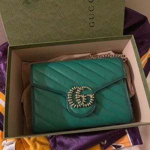 Gucci purse